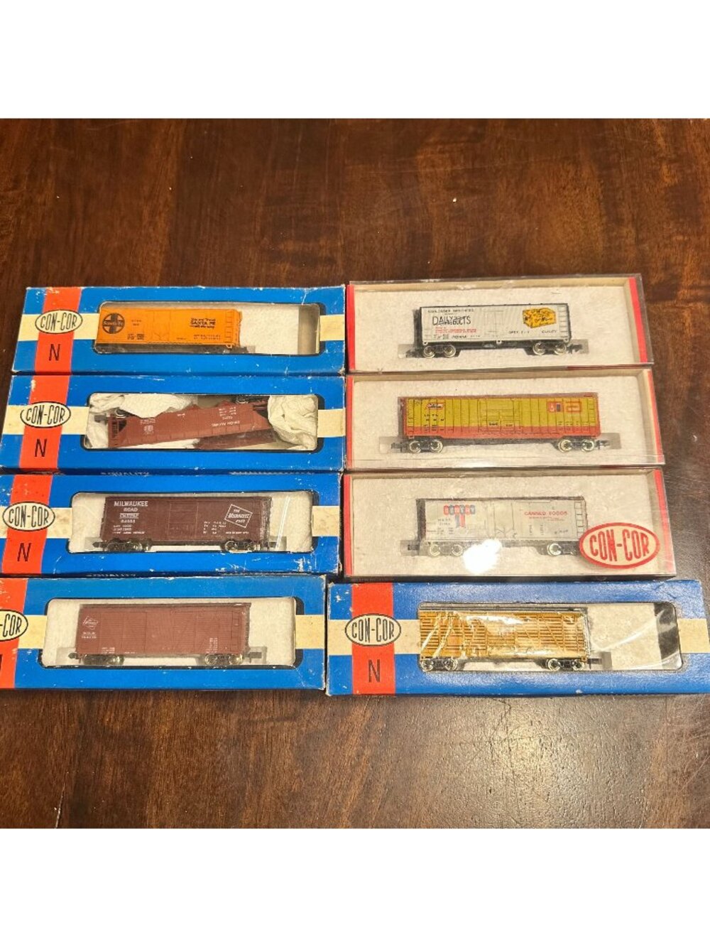 Lot Of 8 N Scale Con-Cor Freight Train Cars With Original Boxes